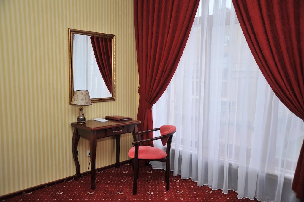 Slava Hotel Zaporizhia Cameră foto