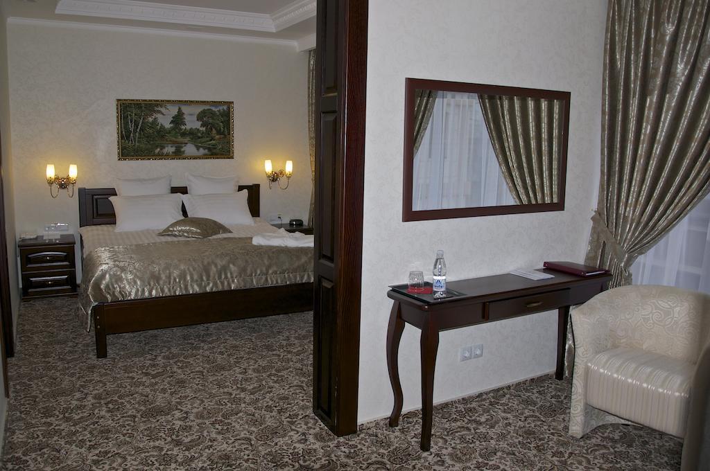 Slava Hotel Zaporizhia Cameră foto