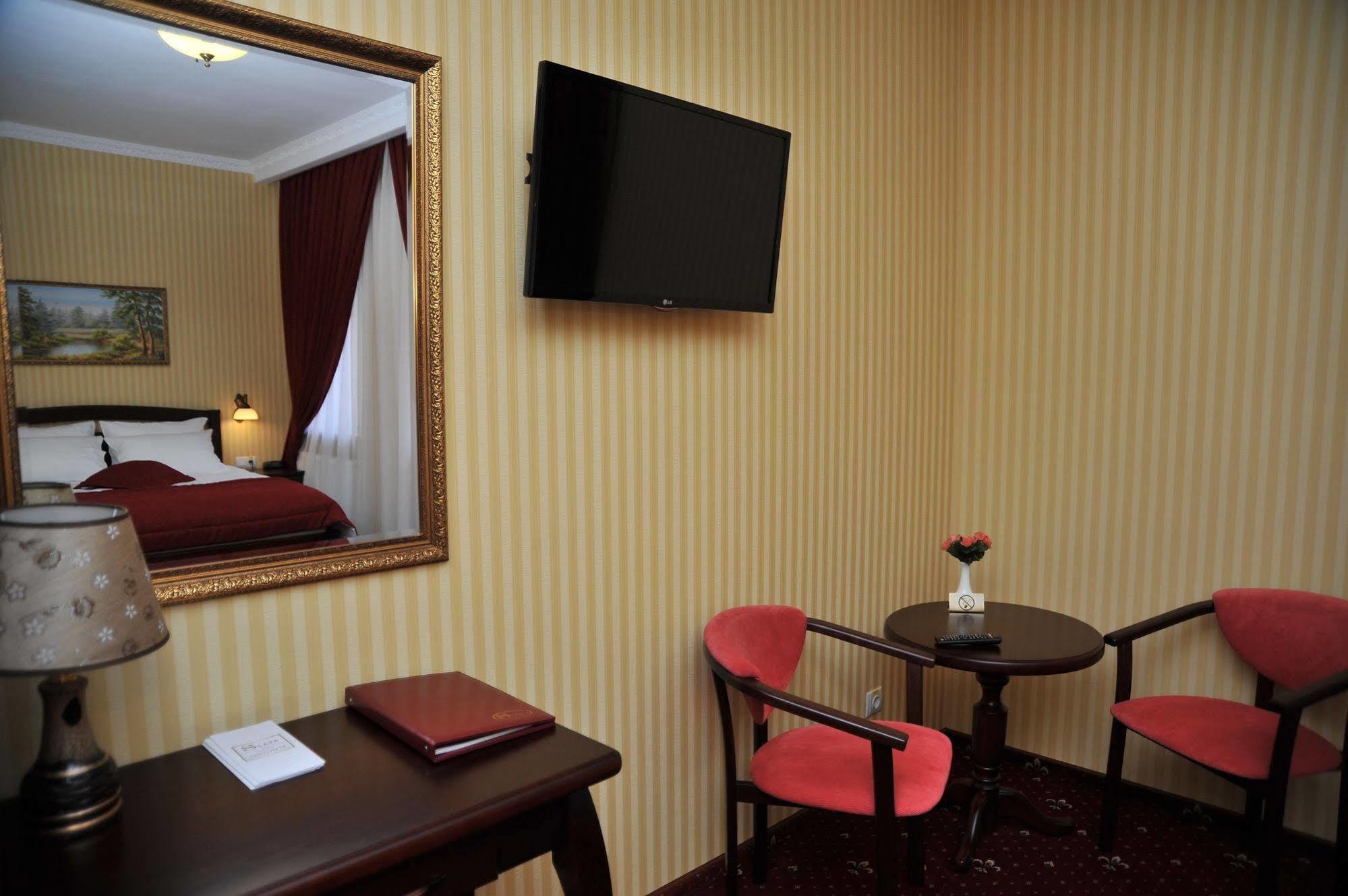Slava Hotel Zaporizhia Exterior foto